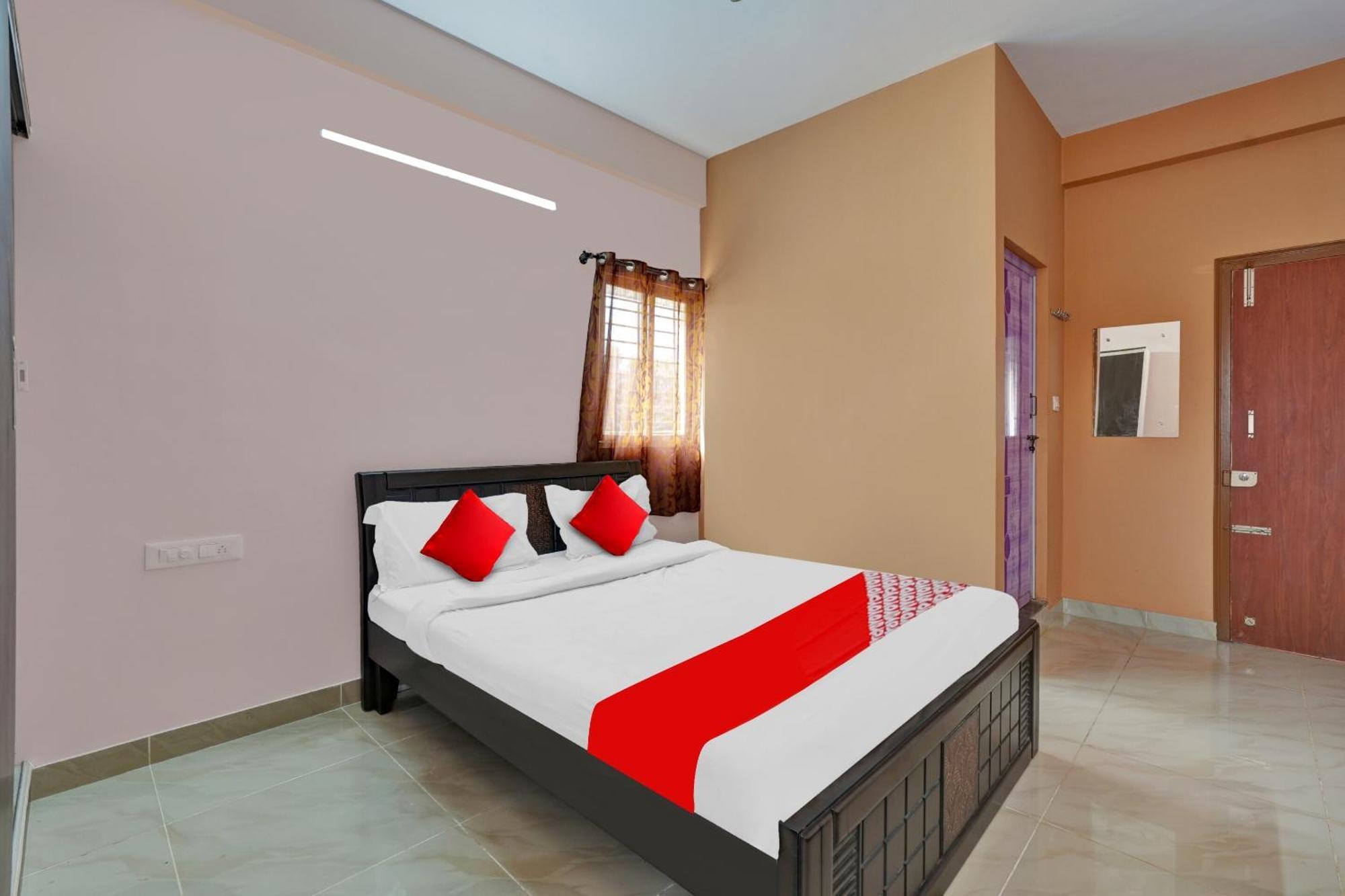 Spot On Sanjay Lodge Yelahanka 外观 照片